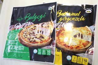 [푸딩팩토리] 10인치 씬피자 3종 택2_베샤멜 고르곤졸라/불고기/고르곤졸라 — 5점을 준 리뷰어가 2022년 5월 올린 사용 사진