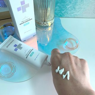 바노바기 코스메틱 바노바기 밀크씨슬 리페어 시카 폼 클렌저 플러스 120ml + 선스크린 플러스 50ml — 4.5점을 준 리뷰어가 2023년 8월 올린 사용 사진