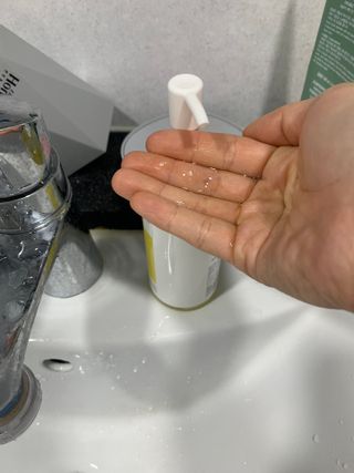 랑벨 내츄럴 딥 클렌징 오일 200ml (저자극 약산성 천연 클렌징) — 5점을 준 리뷰어가 2022년 5월 올린 사용 사진