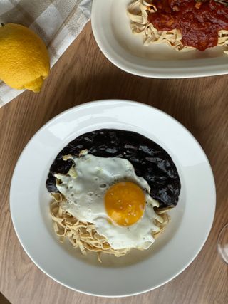 [풀무원] 식물성 저당질식 세트, 두부면 매콤라구파스타와 두부면 직화짜장 — 5점을 준 리뷰어가 2021년 4월 올린 사용 사진