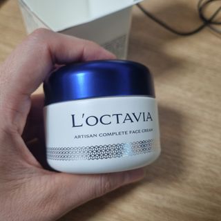 록타비아 Artisan Complete Face Cream — 5점을 준 리뷰어가 2023년 10월 올린 사용 사진