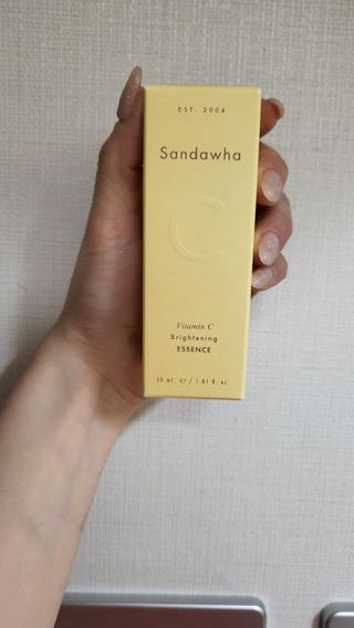 스킨큐어 산다화 비타민c 화이트닝 에센스 30ml — 5점을 준 리뷰어가 2022년 3월 올린 사용 사진
