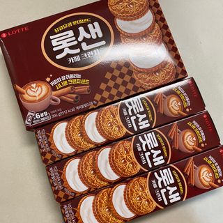 롯데제과 롯샌 카페크런치 — 5점을 준 리뷰어가 2021년 10월 올린 사용 사진
