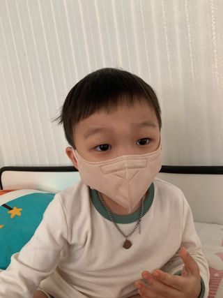 애니가드키즈 새부리형  소형L 5컬러 각 10매입 [크리미베이지, 코튼핑크, 블루레이크, 페일로즈, 민트그린] — 4점을 준 리뷰어가 2022년 2월 올린 사용 사진