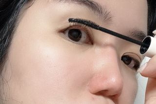 더소설 소설 블랙아이래쉬 세럼 10g(SOSEOL BLACK EYELASH SERUM 10g) — 4.5점을 준 리뷰어가 2023년 12월 올린 사용 사진