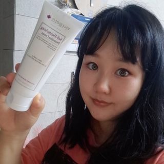 셀프 모이스처라이징 프로텍션 크림 셀프 모이스처라이징 프로텍션크림 — 5점을 준 리뷰어가 2022년 4월 올린 사용 사진