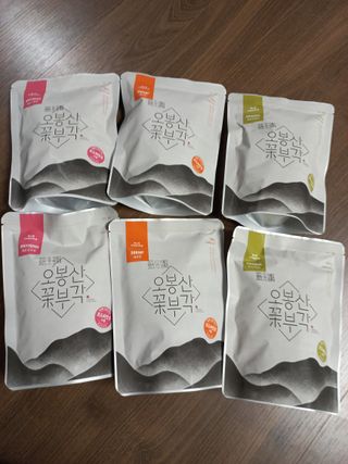 오봉산꽃부각 [만나식품] 오봉산 꽃부각 3가지 맛(오리지널, 새우맛, 매운고추맛) — 5점을 준 리뷰어가 2023년 1월 올린 사용 사진