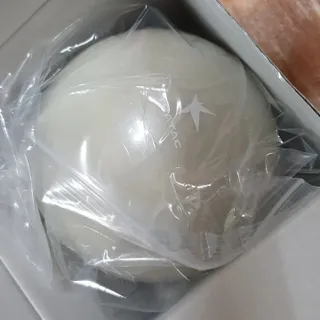 트라택 쿠셔닝 웨이트볼 0.5kg + 1kg SET — 5점을 준 리뷰어가 2022년 6월 올린 사용 사진