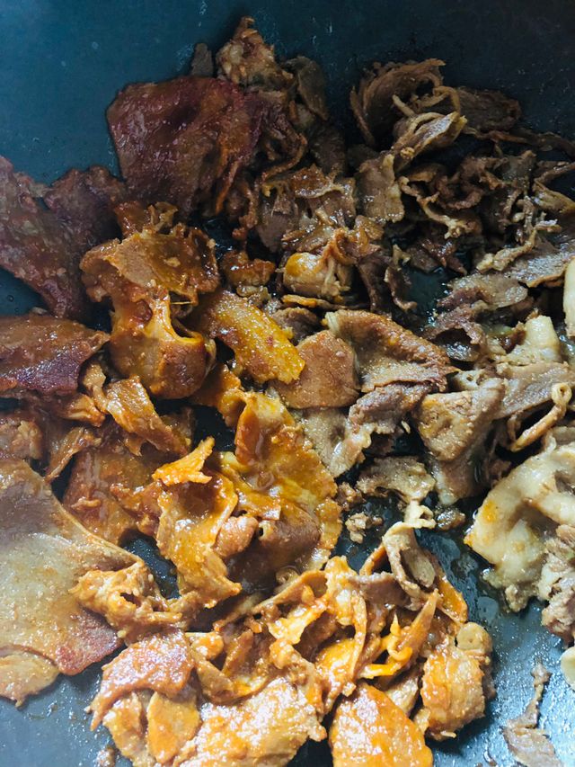 [앤더미트] 더 불맛 북성로 연탄불고기 반반 세트(간장맛 150g,매콤한 맛 150g) 리뷰 사진