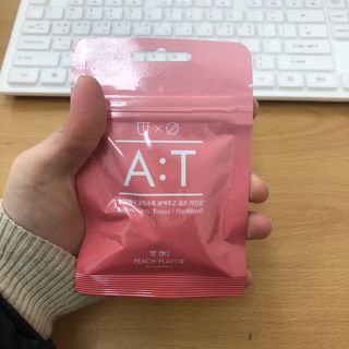 입 냄새 완화에 도움을 주는 에티켓 캔디 복숭아맛 앳캔디 — 4점을 준 리뷰어가 2020년 12월 올린 사용 사진