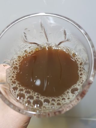 서울약사신협_프리미엄 6년근 홍삼진액_70mlx30포 — 4점을 준 리뷰어가 2021년 3월 올린 사용 사진