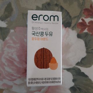 이롬 erom 황성주박사의 국산콩 두유 호두와 아몬드 — 5점을 준 리뷰어가 2020년 12월 올린 사용 사진
