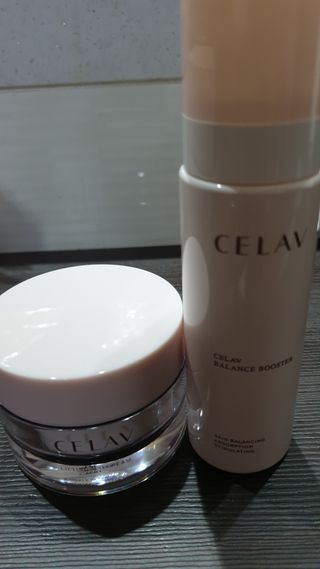 프리마인 바르기만 하면 철벽 스킨케어+24시간 마스크팩 효과. 셀라브 리제너레이팅 시스템 부스터+크림 세트 — 5점을 준 리뷰어가 2023년 4월 올린 사용 사진