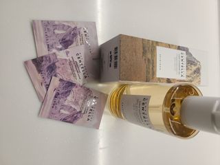 스킨1004 [SKIN1004] 마다가스카르 센텔라 라이트 클렌징 오일 200ml — 5점을 준 리뷰어가 2024년 7월 올린 사용 사진