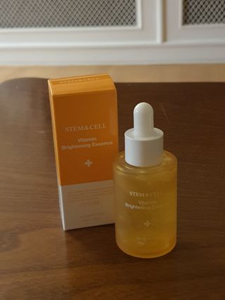 체르엠 스템앤셀 비타민 브라이트닝 에센스 30ml 1개 — 5점을 준 리뷰어가 2021년 12월 올린 사용 사진