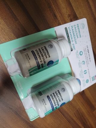 서울약사신협 네이처픽_칼슘마그네슘비타민D_1,305mg x 120캡슐 — 4점을 준 리뷰어가 2021년 9월 올린 사용 사진
