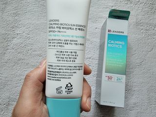리더스코스메틱 리더스 카밍 바이오틱스 선 에센스 SPF 50+ PA++++ — 5점을 준 리뷰어가 2022년 6월 올린 사용 사진