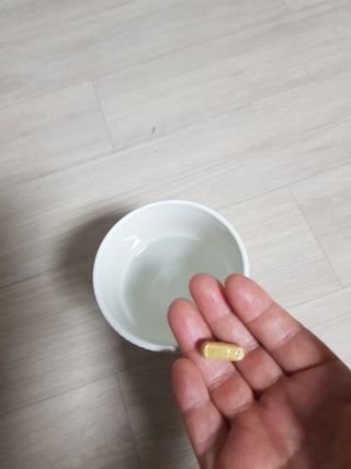 메디타민 원헌드레드 그린프로폴리스 — 5점을 준 리뷰어가 2021년 11월 올린 사용 사진