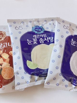 딜라이트 프로젝트  달콤한 눈꽃 간식세트( 눈꽃 솜사탕 / 레몬라임 솜사탕 / 달고나 총 7EA+스마트톡 증정) — 4점을 준 리뷰어가 2022년 5월 올린 사용 사진