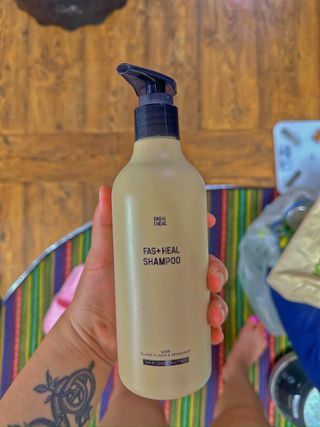 패스트힐(fast heal) 패스트힐 탈모증상완화샴푸 470ml — 5점을 준 리뷰어가 2023년 9월 올린 사용 사진