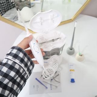 주식회사 클린디 [클린디] 양치 후 남은 이물질, 물치실로 완벽 제거 🦷 구강세정기 세트 [맞춤 칫솔 + 치약 포함] — 5점을 준 리뷰어가 2021년 12월 올린 사용 사진