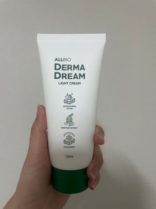 ★스마트 스토어 [올바이오] 더마크림 라이트 크림 130ml 저자극 보습 가려움개선 — 5점을 준 리뷰어가 2024년 12월 올린 사용 사진