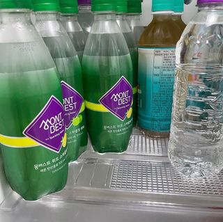 몽베스트 Montbest with Sparkling water Plain 20병 — 5점을 준 리뷰어가 2022년 9월 올린 사용 사진