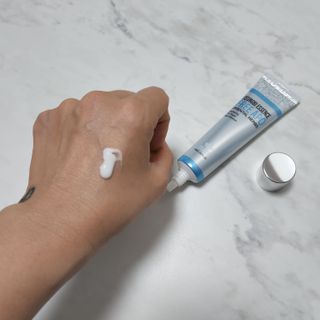 조아산코스메틱 승비 에센스 프리아포 오리엔탈 허브 크림 + 승비 에센스 프리아포 오리엔탈 허브 스킨 SET — 4점을 준 리뷰어가 2022년 5월 올린 사용 사진