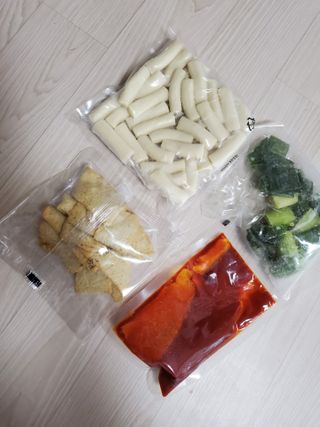응큼떡볶이 — 5점을 준 리뷰어가 2021년 3월 올린 사용 사진