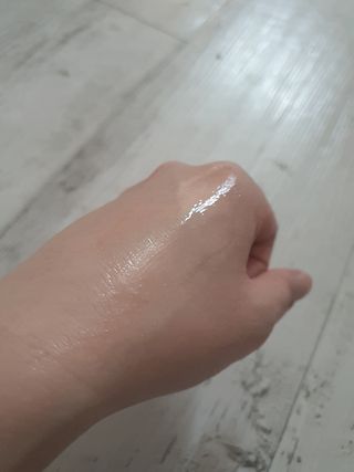 [후르디아]  탱글탱글 석류 고보습 탄력 크림 — 5점을 준 리뷰어가 2021년 3월 올린 사용 사진