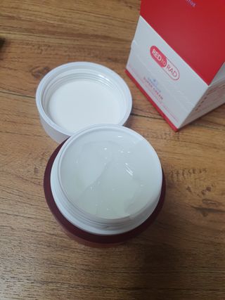 레드투래드 센서티브 슈퍼 크림 50ml — 3점을 준 리뷰어가 2021년 10월 올린 사용 사진