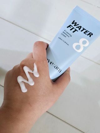 나우 [리브엠]피부 속부터 겹겹이, 촘촘하게! 워터핏8중 수분착붙 크림 — 5점을 준 리뷰어가 2025년 5월 올린 사용 사진