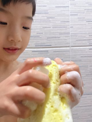 제주인디 제주 푸른바 폴리인디고 베이비 샴푸&워시 — 5점을 준 리뷰어가 2021년 12월 올린 사용 사진