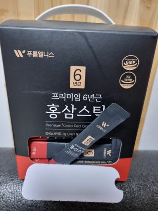 [푸름웰니스] 프리미엄 6년근 홍삼스틱 3mg x 100포 — 5점을 준 리뷰어가 2022년 4월 올린 사용 사진