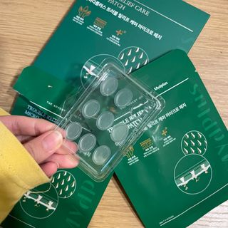 마이디플러스 트리플부스팅, 트러블 릴리프 케어 마이크로 패치 2종 중 택1 — 4점을 준 리뷰어가 2021년 11월 올린 사용 사진