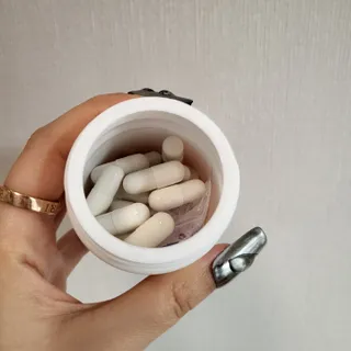 프리마인 성큼다가온 봄, 이너뷰티를 챙겨야 피부도 화사하게, 컨디션도 활기차게. 흡수율을 높인 고효율 비타민. — 5점을 준 리뷰어가 2023년 2월 올린 사용 사진