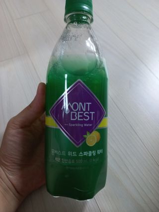 몽베스트 Montbest with Sparkling water Lemon OR Lime 20병(랜덤) — 4점을 준 리뷰어가 2021년 10월 올린 사용 사진