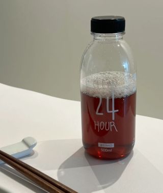 클린24시간 1BOX(5포) + 전용보틀(500ml) — 5점을 준 리뷰어가 2022년 12월 올린 사용 사진