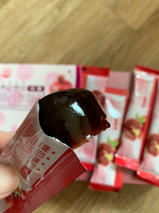 헬스업_쁘띠쁘띠석류콜라겐젤리_20g x 14포 — 5점을 준 리뷰어가 2021년 2월 올린 사용 사진