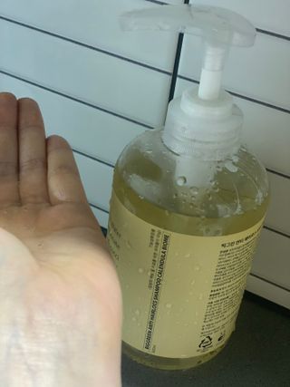 빅그린 카렌듈라(지성두피용)&시카(중건성두피용)탈모샴푸500ml-택1,빅그린 프리미어바이옴탈모앰플팩 60ml — 5점을 준 리뷰어가 2022년 12월 올린 사용 사진