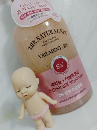 벨먼 내추럴스파 수분광채 스크럽 바디워시 600ml 5종 — 5점을 준 리뷰어가 2022년 5월 올린 사용 사진