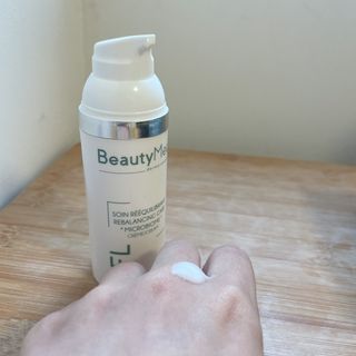뷰티메드 OFL 리밸런싱 케어 크림 50ml — 3점을 준 리뷰어가 2022년 7월 올린 사용 사진