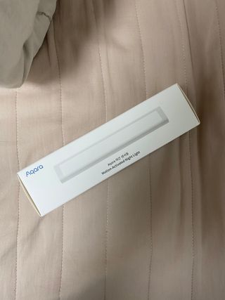 아카라 어두울 때만 켜지는 스마트 무선 센서등 — 4점을 준 리뷰어가 2021년 11월 올린 사용 사진