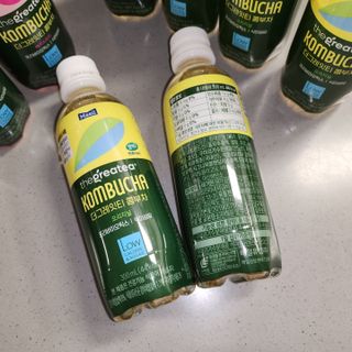 더그레잇티 콤부차 [매일유업] 더그레잇티 44kcal 콤부차 300ml *12개입 (오리지널 6개+베리리치 6개) — 5점을 준 리뷰어가 2023년 8월 올린 사용 사진