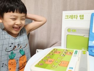 크레타탭 차세대 사고력 유아수학 학습기 페이퍼 태블릿 — 5점을 준 리뷰어가 2023년 9월 올린 사용 사진