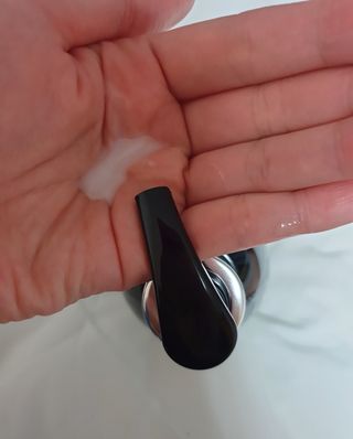 주식회사 에이징 하이드로컴플렉스 미네랄 샴푸 — 5점을 준 리뷰어가 2022년 12월 올린 사용 사진