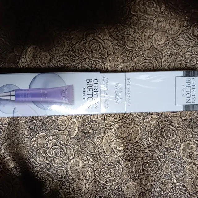 리프톡스 360도 입체 아이크림 15ml 리뷰 사진