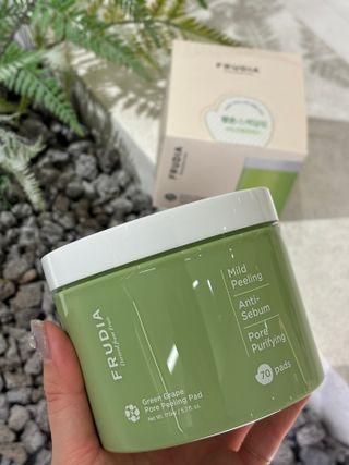 [후르디아] 약산성  모공 필링 패드(70매) — 5점을 준 리뷰어가 2024년 2월 올린 사용 사진