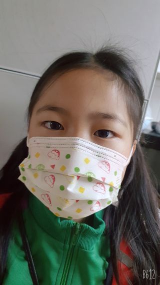 [숨그림] 덴탈마스크 짱구 우리아이 그리고 내가 쓰는 믿을수있는 케릭터 마스크 — 4점을 준 리뷰어가 2021년 9월 올린 사용 사진