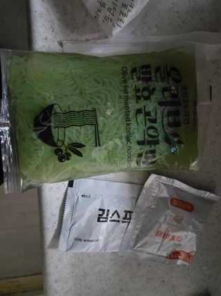 클린24시간 올리브 발효곤약면 찰비빔면 1세트-(3봉) — 5점을 준 리뷰어가 2024년 3월 올린 사용 사진